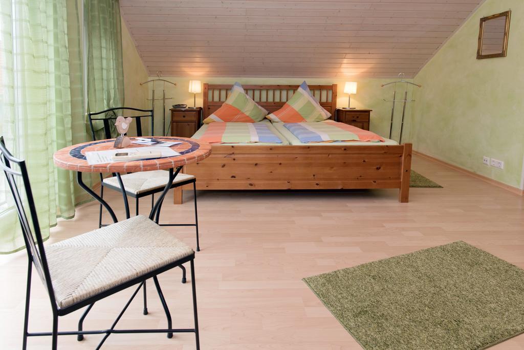 Gaestehaus Hauser Руст Экстерьер фото